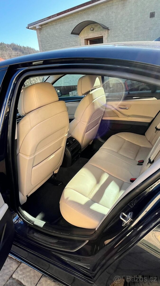 BMW 5 f10 530d - 12