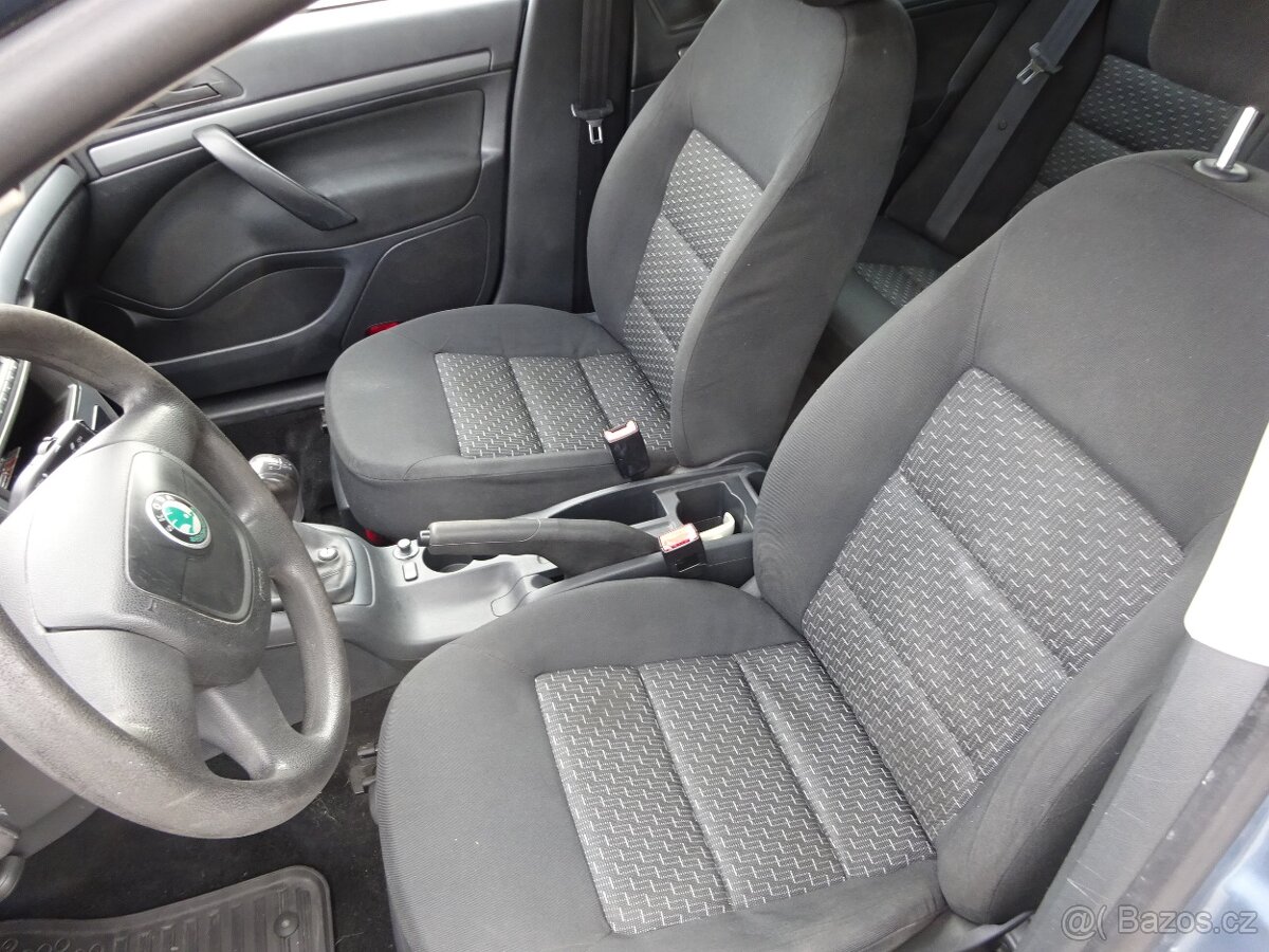 Škoda Octavia 1.6 MPI r.v.2011 (75 kw) serviska - 12