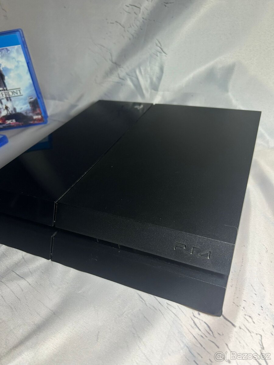 PlayStation 4 1TB + 2 orig. Ovladače+ hry - 12