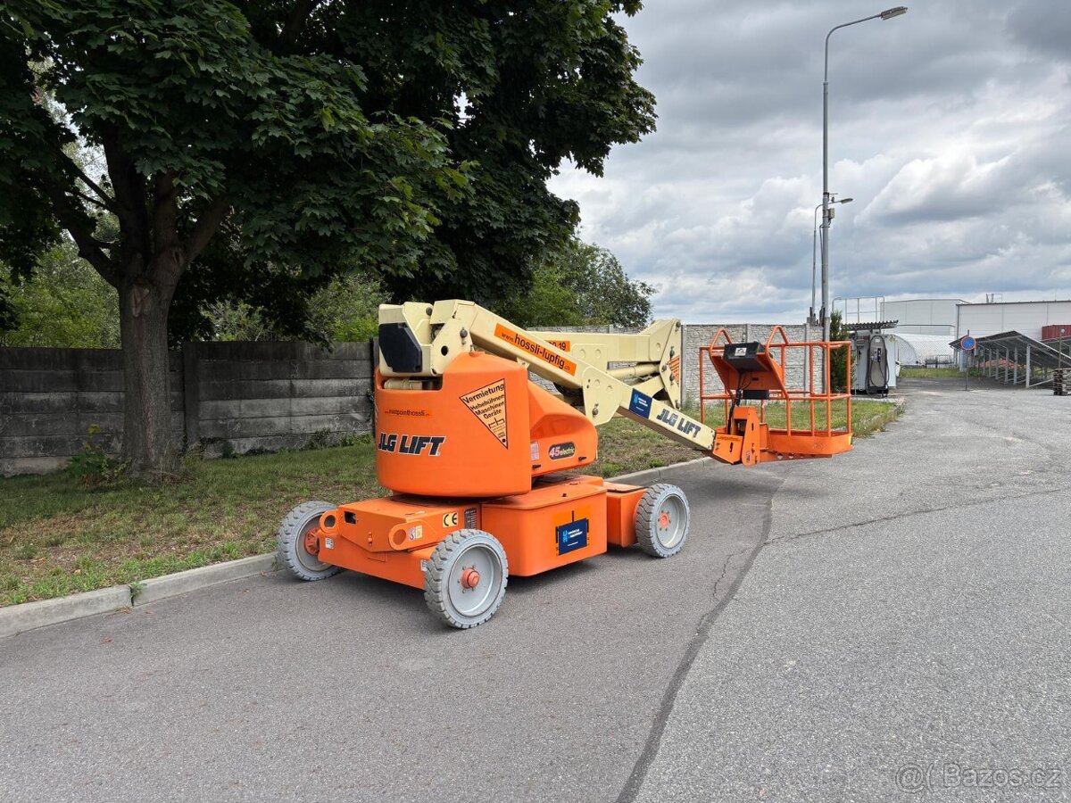 Elektrická kloubová pracovní plošina JLG 45Electric - 12