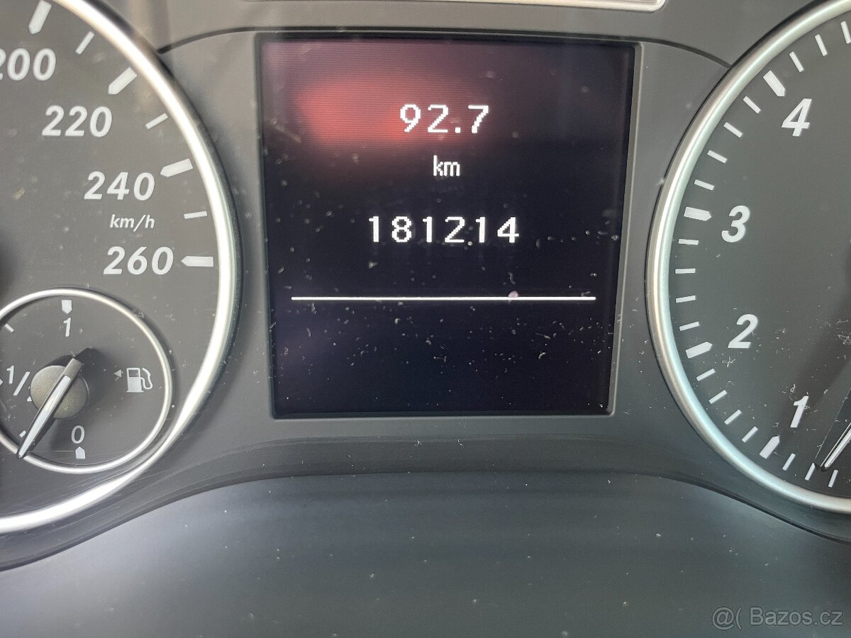 Mercedes-Benz B200 turbo 115kw Sport manuál - 12