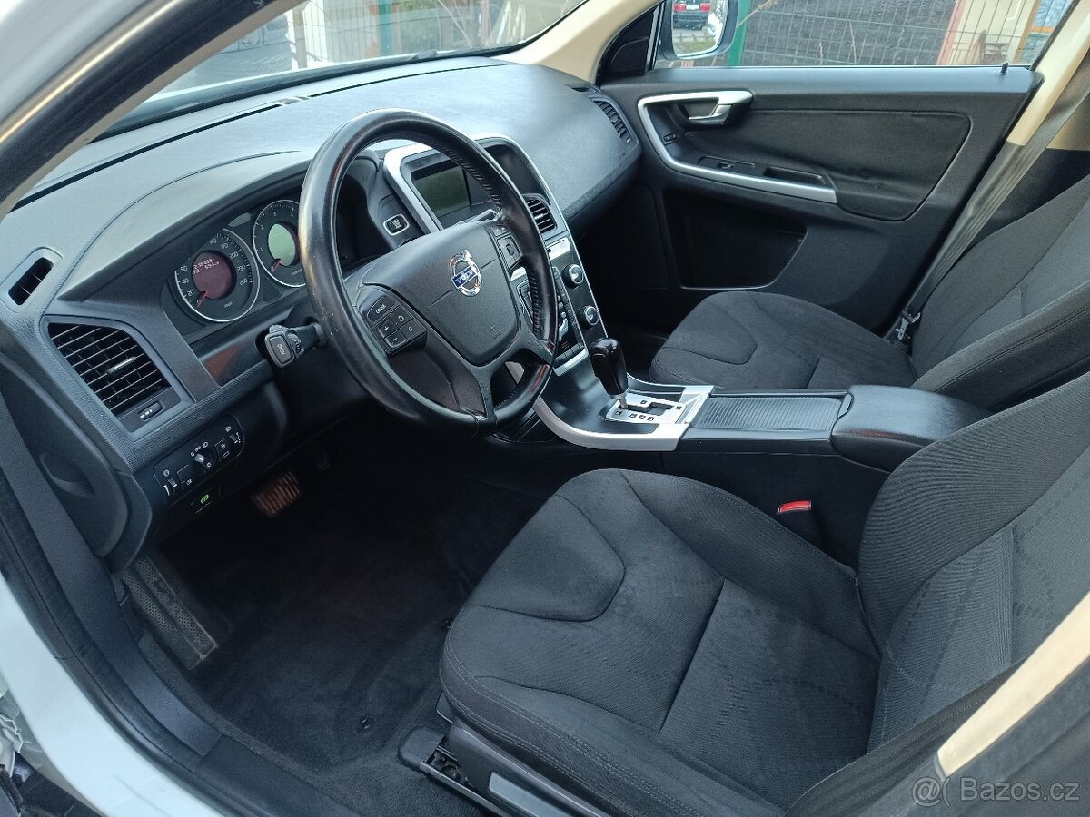 Volvo XC60 - 12