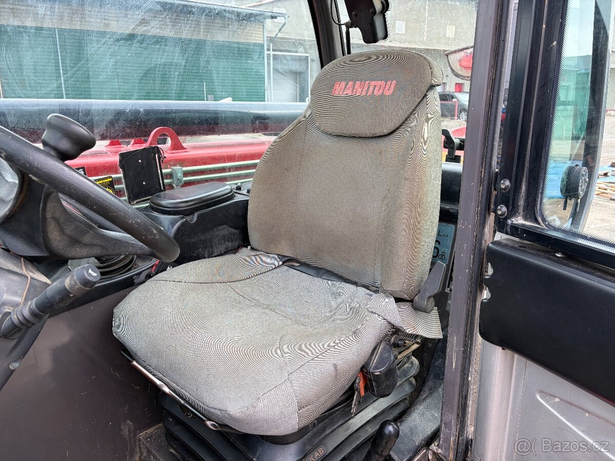 Teleskopický manipulátor Manitou MT 932 - 12