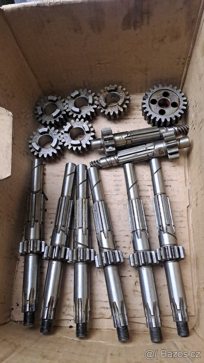 díly jawa 553 579 554 - 12