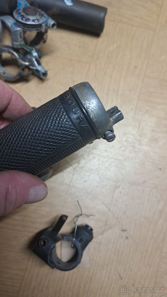 pačky,prepínač svetla, - 12