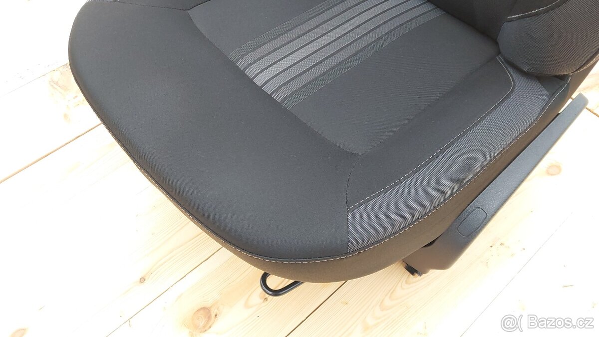 Dacia Sandero Stepway – Sedadlo řidiče - 12