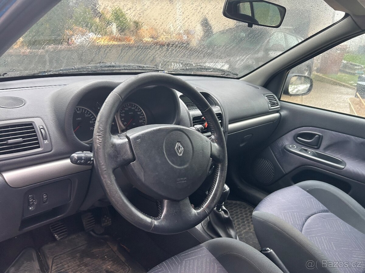 Renault Clio 1.5 dci - 12