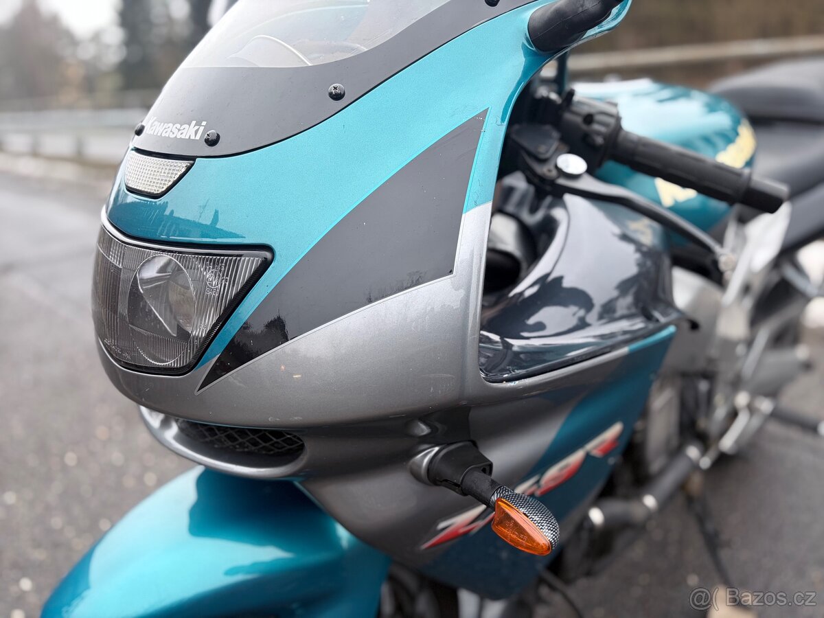 Kawasaki zx9r - 12