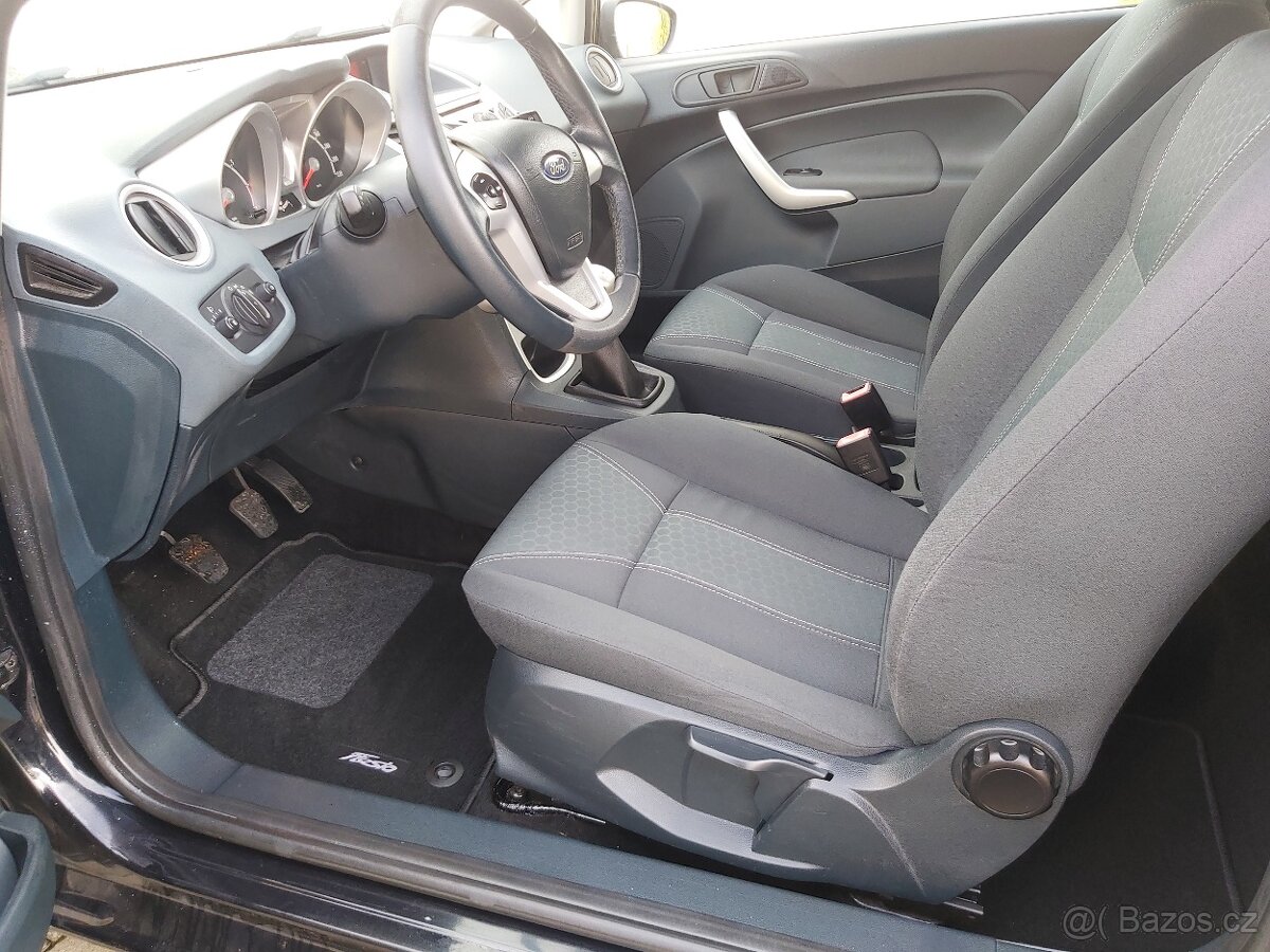 Ford Fiesta Titanium 1.4 71 kw, 128.000 km - 12