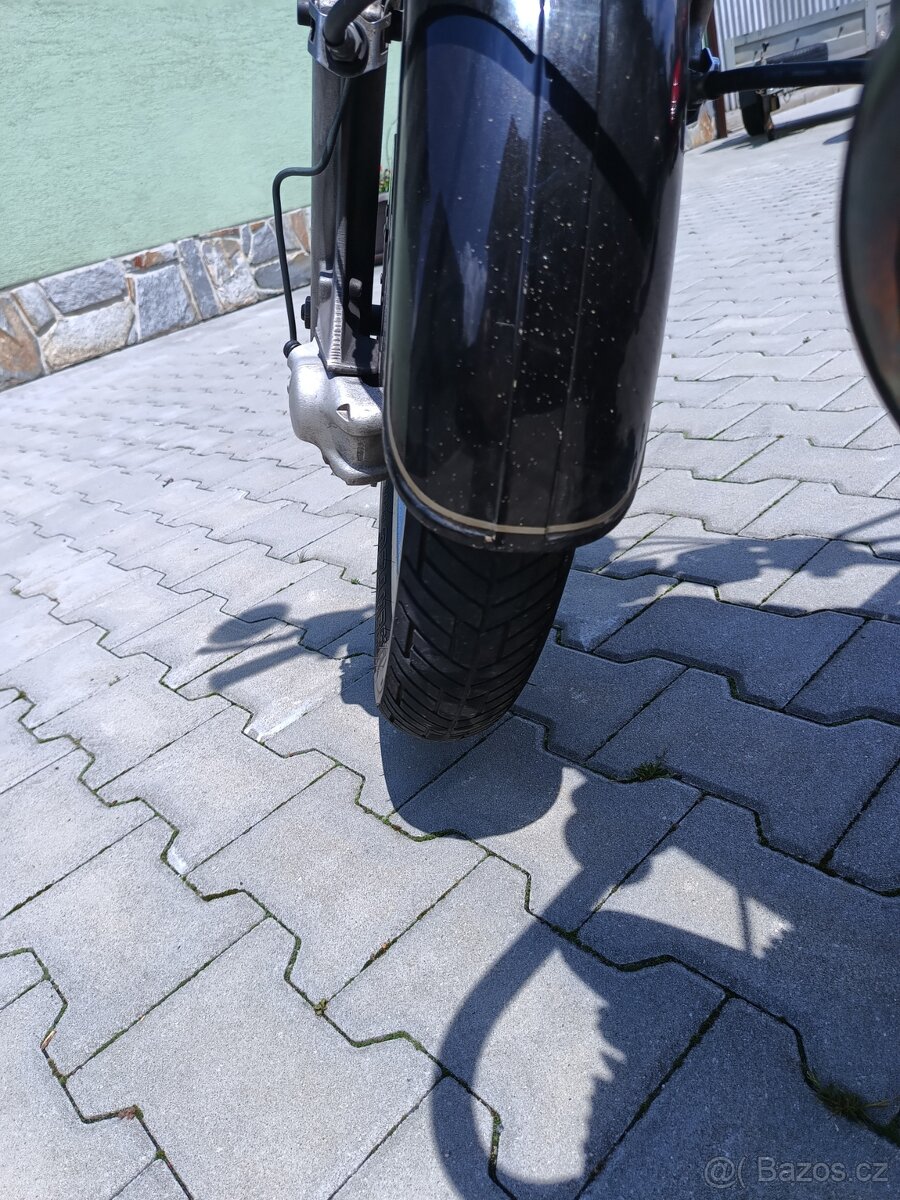 Prodám krásného veterána od firmy BMW - 12