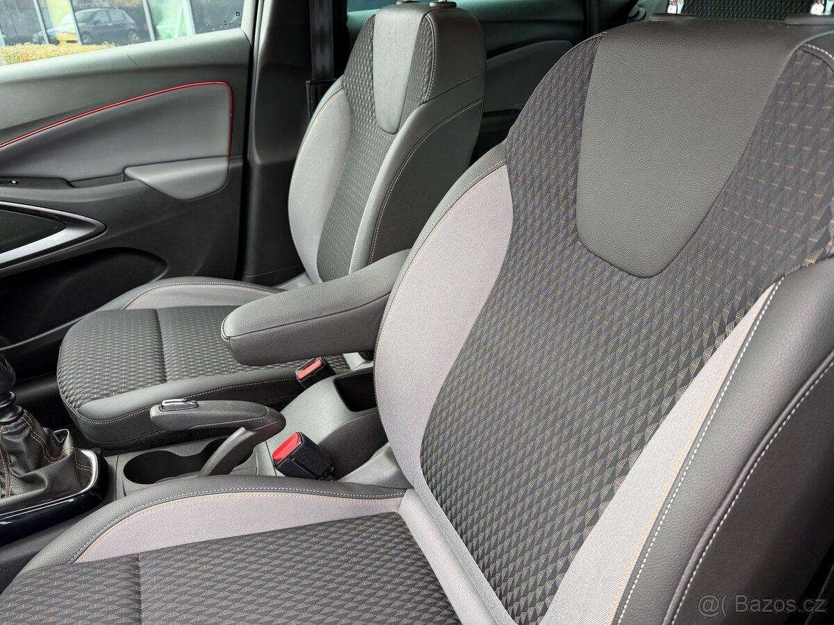 Opel Crossland X 1.2t 81 kW / 2018 - 12