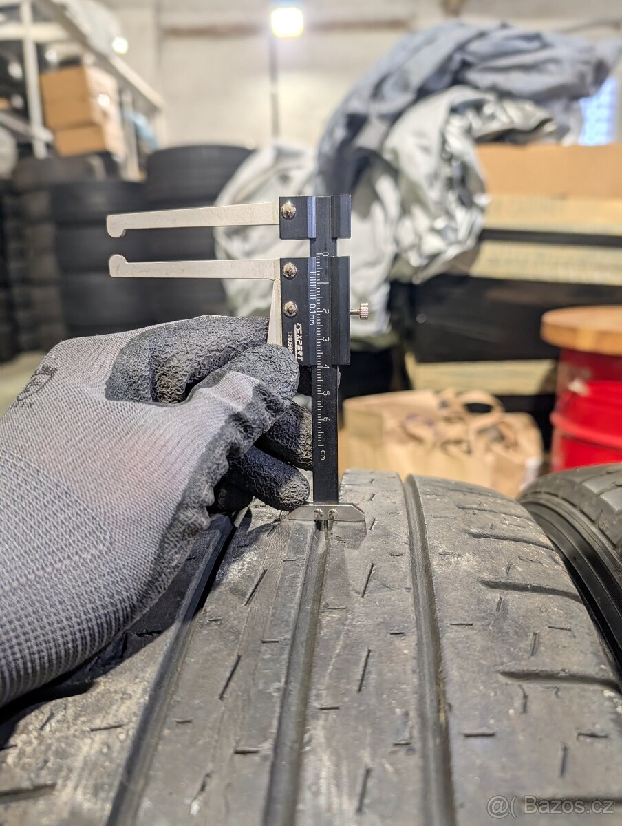 Letní pneu Pirelli Carrier 215/65 R16C - 12