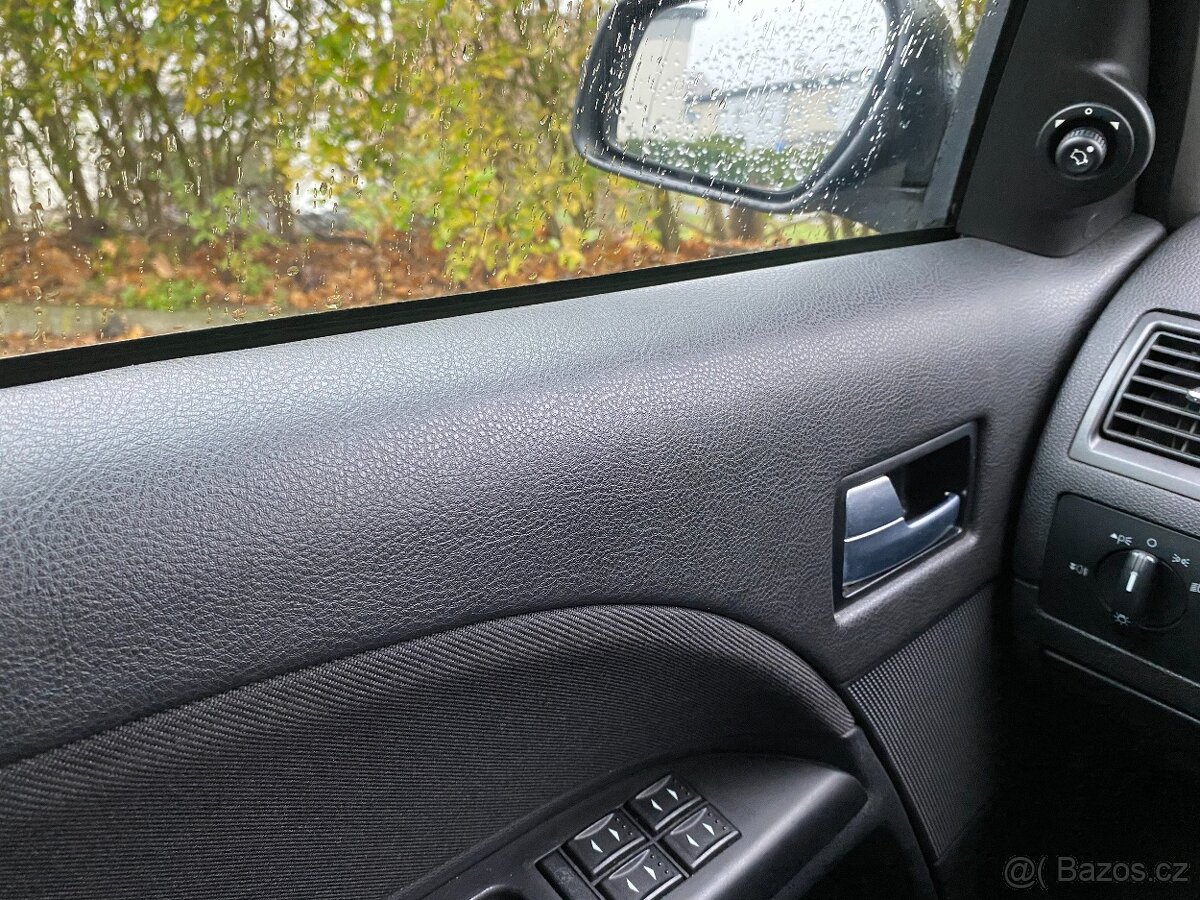 Ford Mondeo, Combi, Nafta 114 kW. Nekuřácké auto. - 12