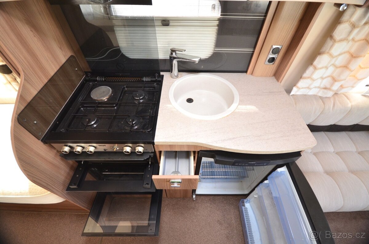 Karavan Sprite Cruzer 492 SR - 12