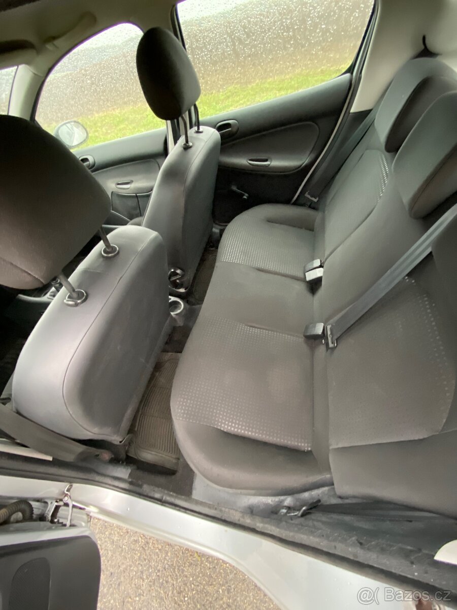 Peugeot 206+ 1.4HDi 50kW r.v.2010 - 12