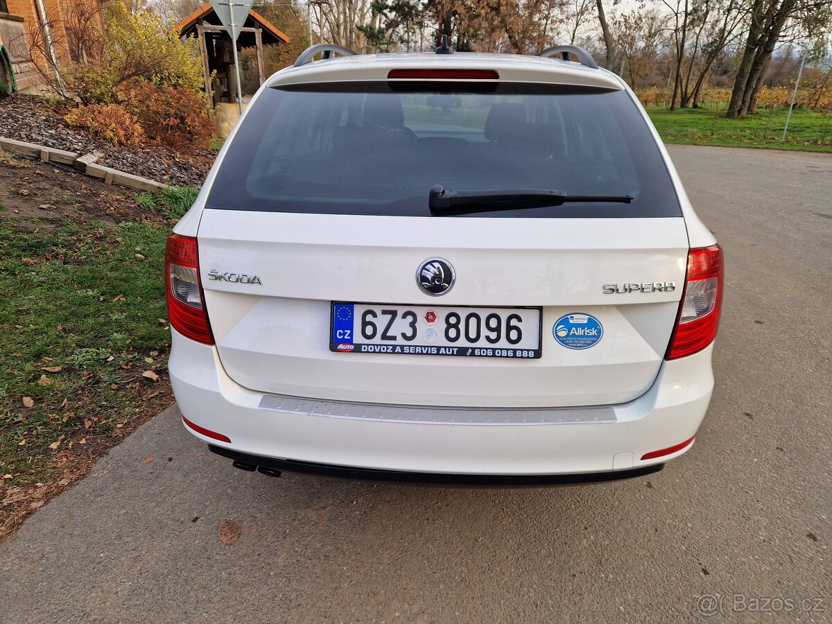 Škoda Superb 2 combi 2,0 TDI facelift , navi, xenony - 12