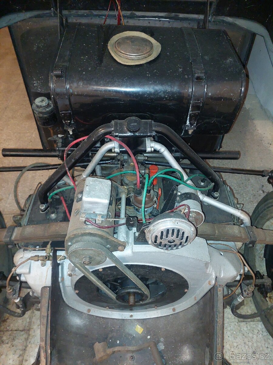 Tatra 75 cabrio 1938 - 12