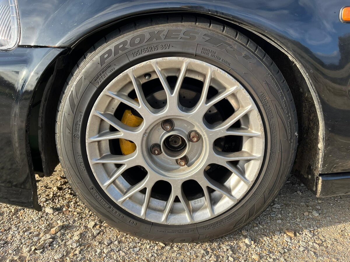 Honda Civic vti s 118kw - 12