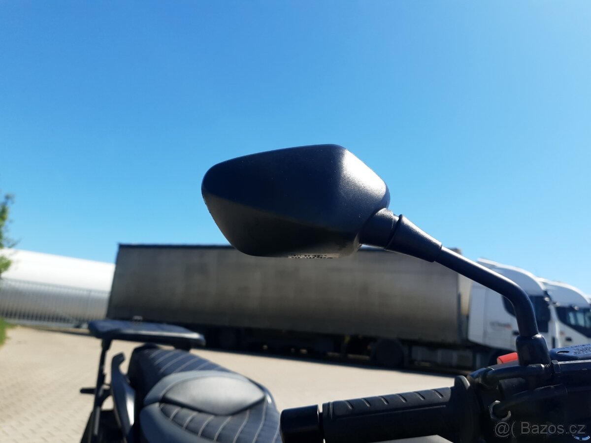 Honda NC750S ABS - 12