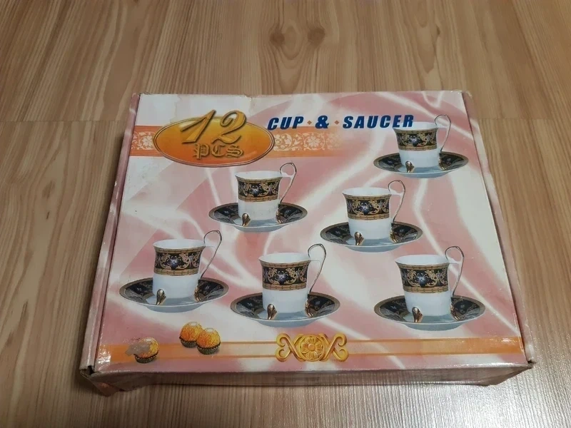 Porcelánová sada na kávu - 12