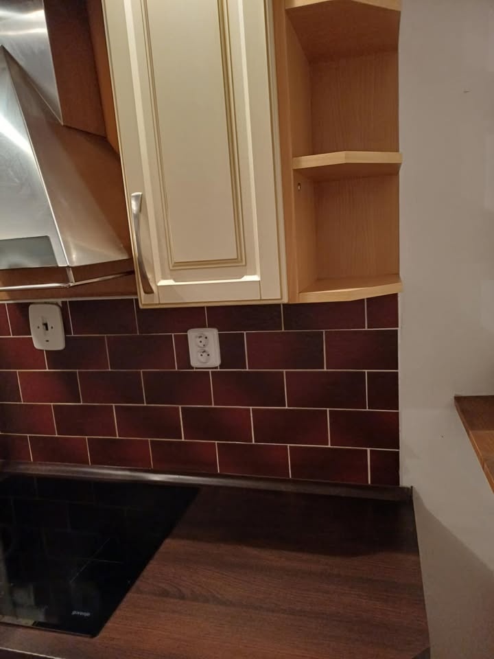 Kuchyňská linka včetně spotřebičů - 12