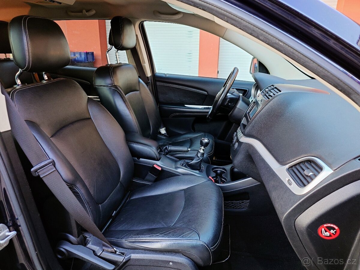 Fiat Freemont 2.0 Multijet Urban 125 kW - 12