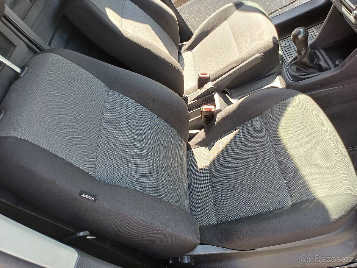 Predám VW Caddy 2.0TDI CR, 75Kw,rok výroby 2018,najazdených - 12