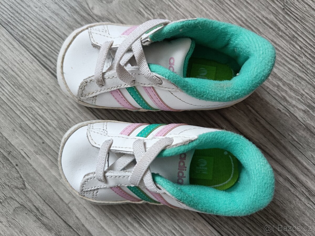 Capáčky Adidas vel. 19 - 12