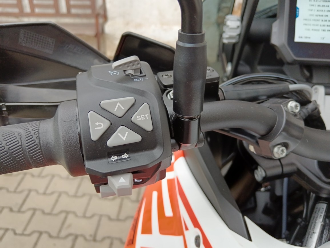 KTM 1290 ADVENTURFE S - 12