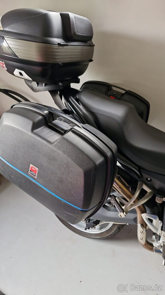 Triumph Tiger 1050 - 12