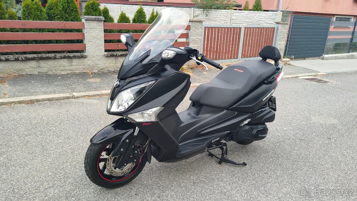 SYM GTS 300 i ABS - 12