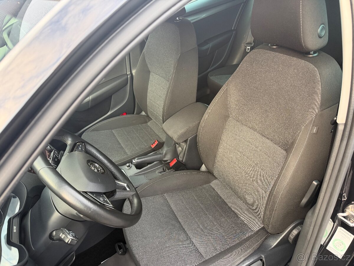 ŠKODA OCTAVIA III FACE SOLEIL 2.0DI 110 KW DSG TAŽNÉ 2020 - 12