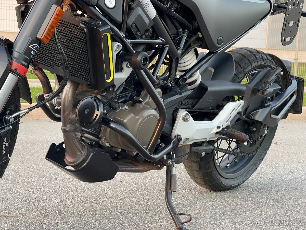 Husqvarna Svartpilen 125 2023 11 kW A1 1. majitel - 12