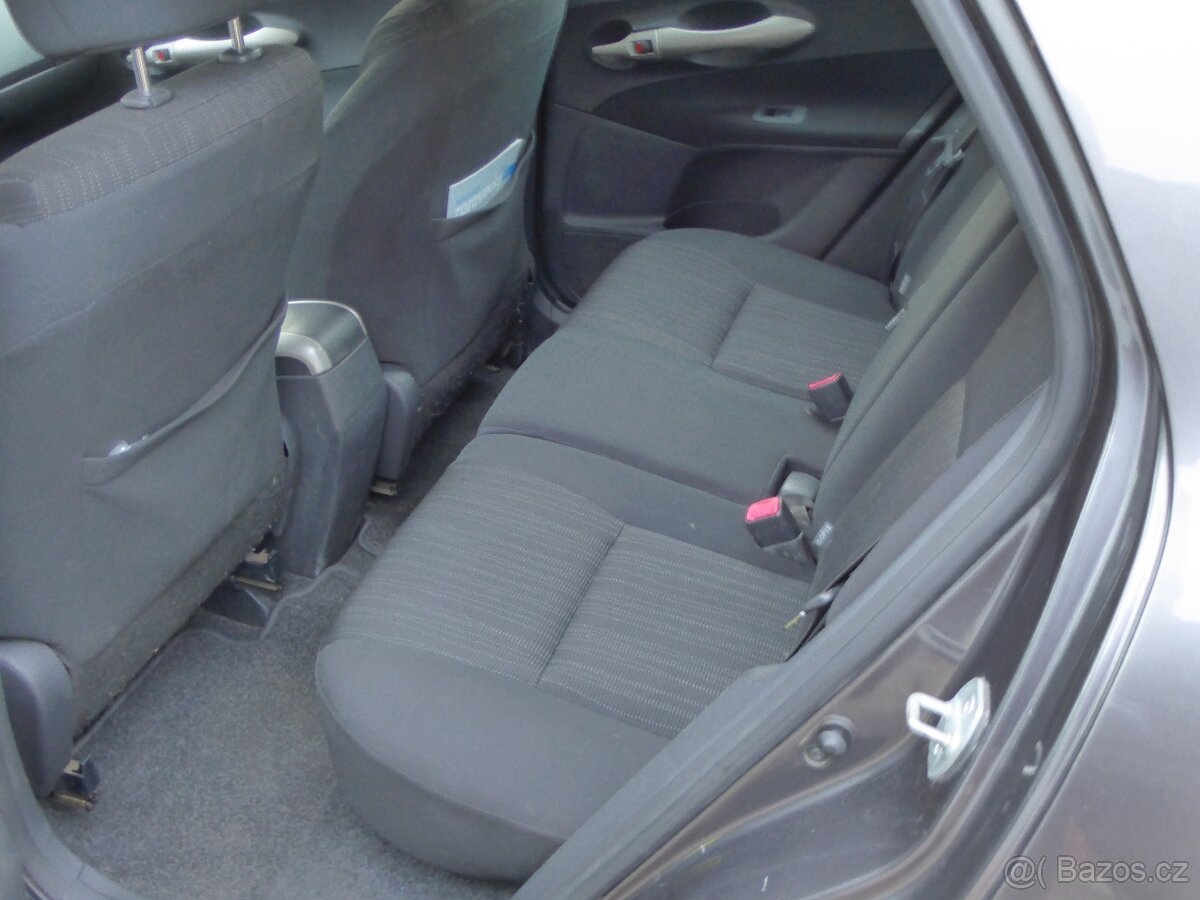 Toyota Auris 1,4 D-4D - 12