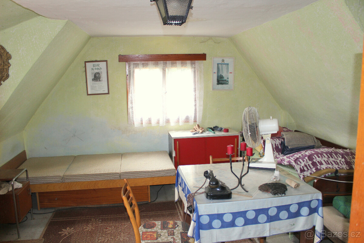 Rekreační domek se stavebním pozemkem v Řevnici - 12