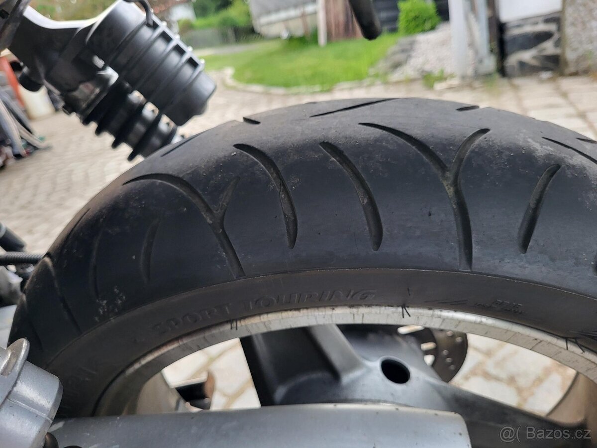 Kawasaki Zephyr 750 C - 12