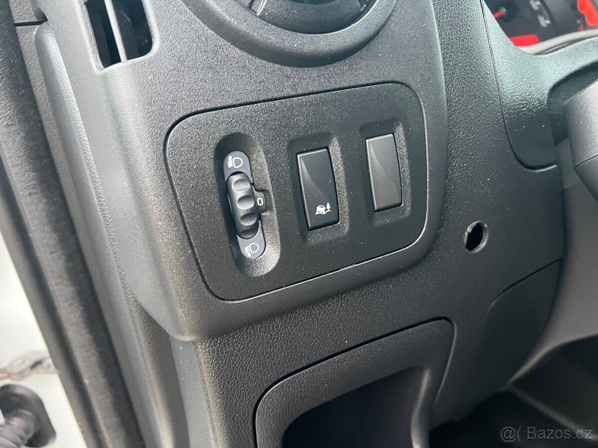 Renault MASTER L2H2. 130.000 KM - 12