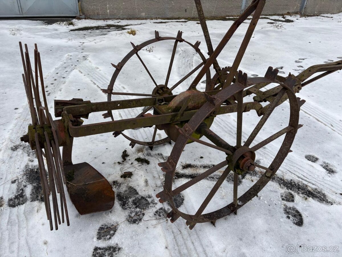 ZETOR 5011 včetně vleku a příslušenství - 12