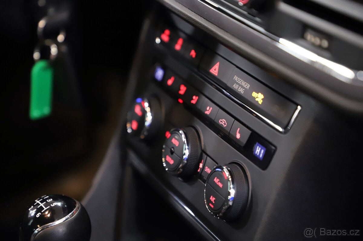 Seat Leon 1.4 TSI 92kW FR-Line Full LED - záruka Autodraft - 12