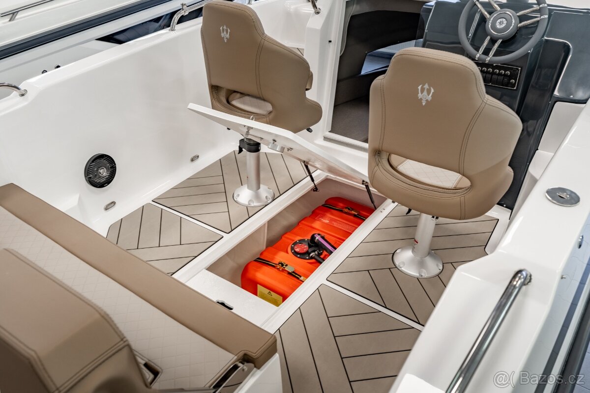 Trident 640 SUNDECK - 12