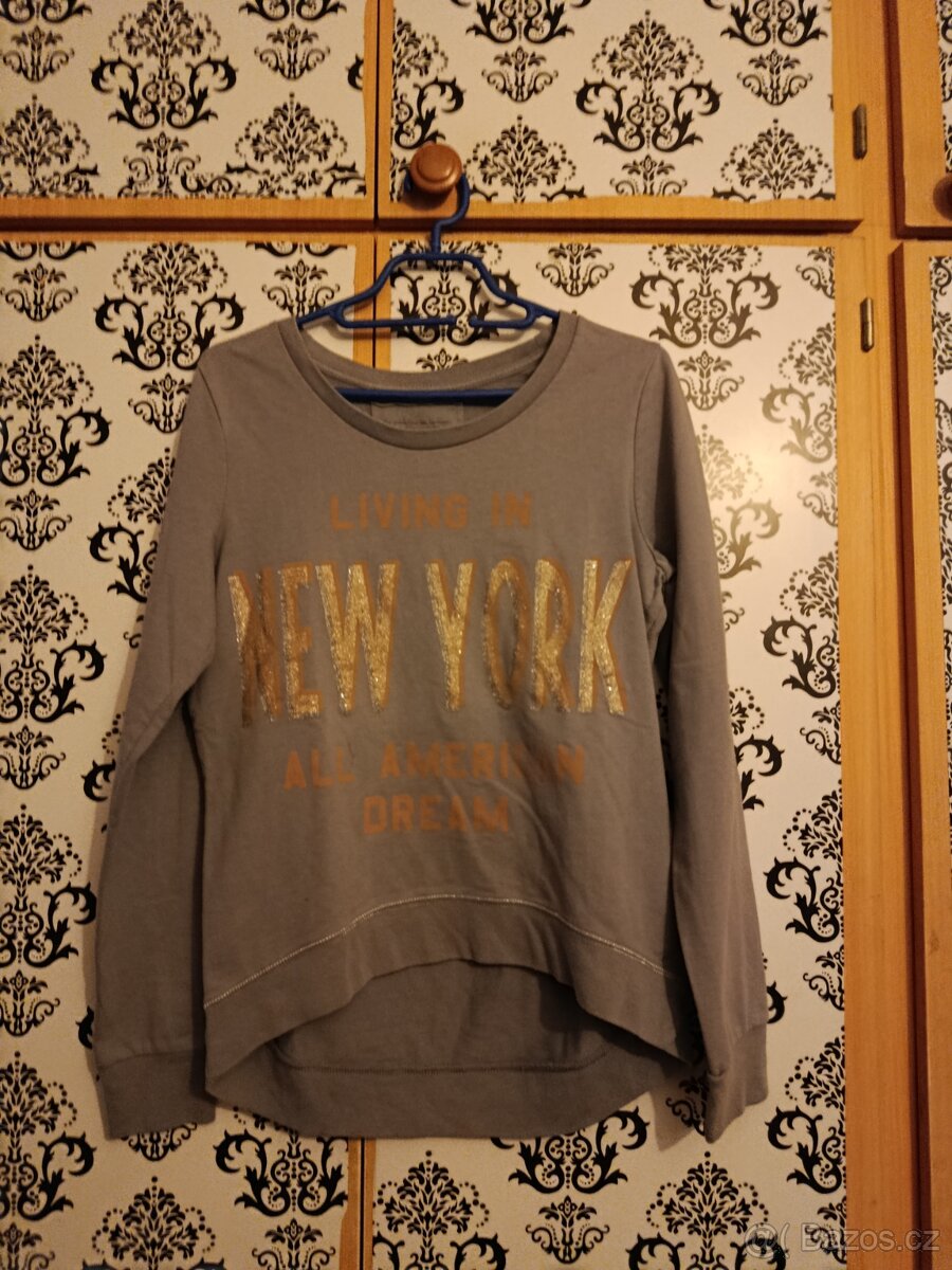 Dámská trička vel. 46/48,S,overal na spaní vel. 246/1oblékne - 12