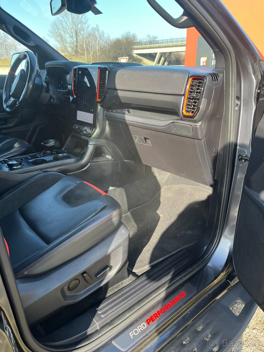 Ranger Raptor 3,0 Twin Turbo - 12