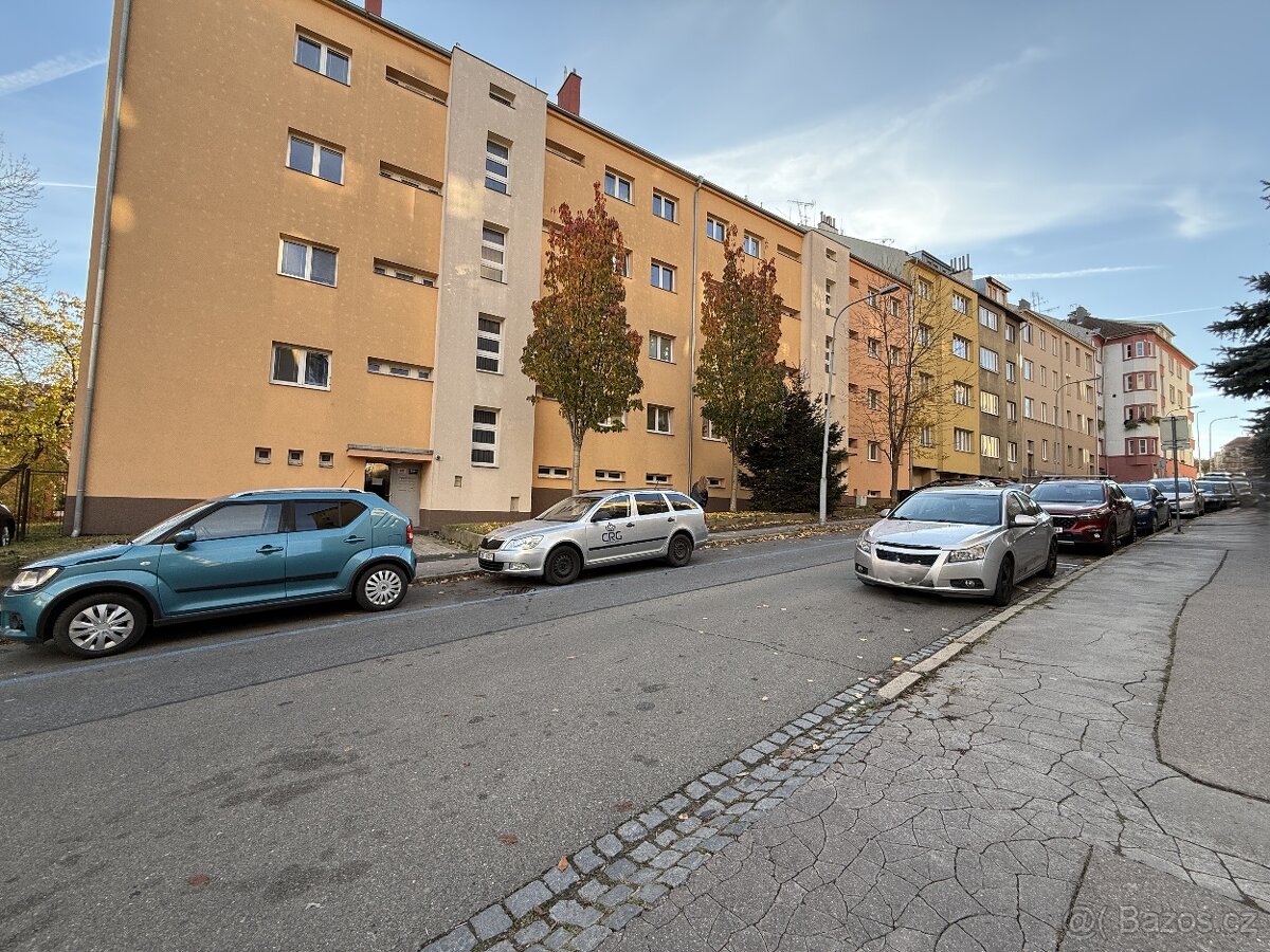 PRONÁJEM GARÁŽE, BRNO – ČERNÁ POLE - 12