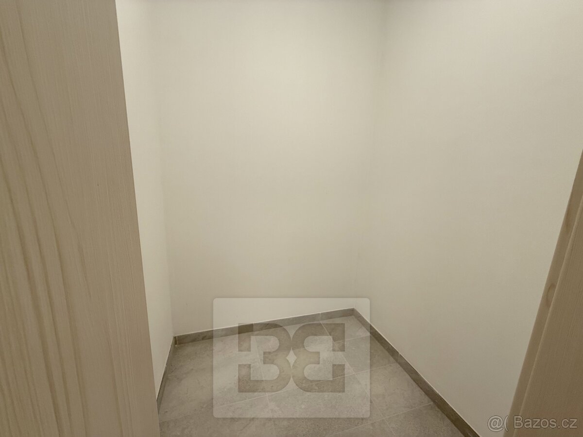 Pronájem bytu 2+kk s balkónem, ev.č. N09046 - 12