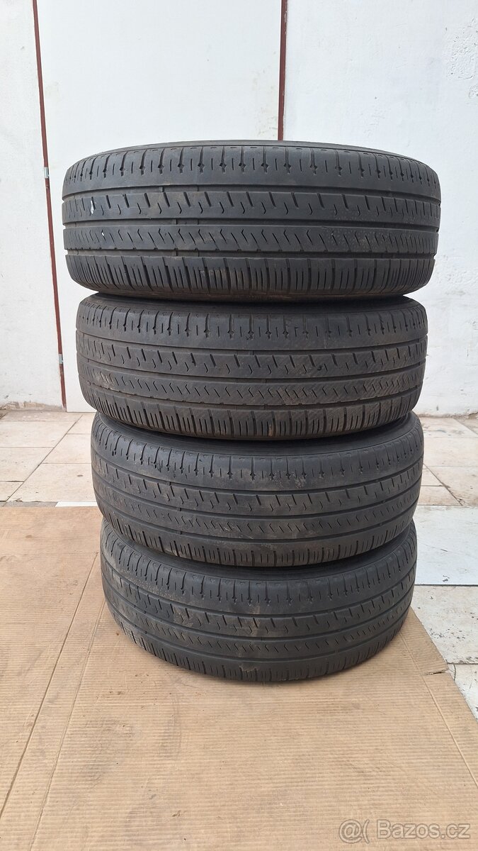 Sada disků VW 16" 5x120 letní pneu 205/65 R16C 3-7mm T5 T6 - 12