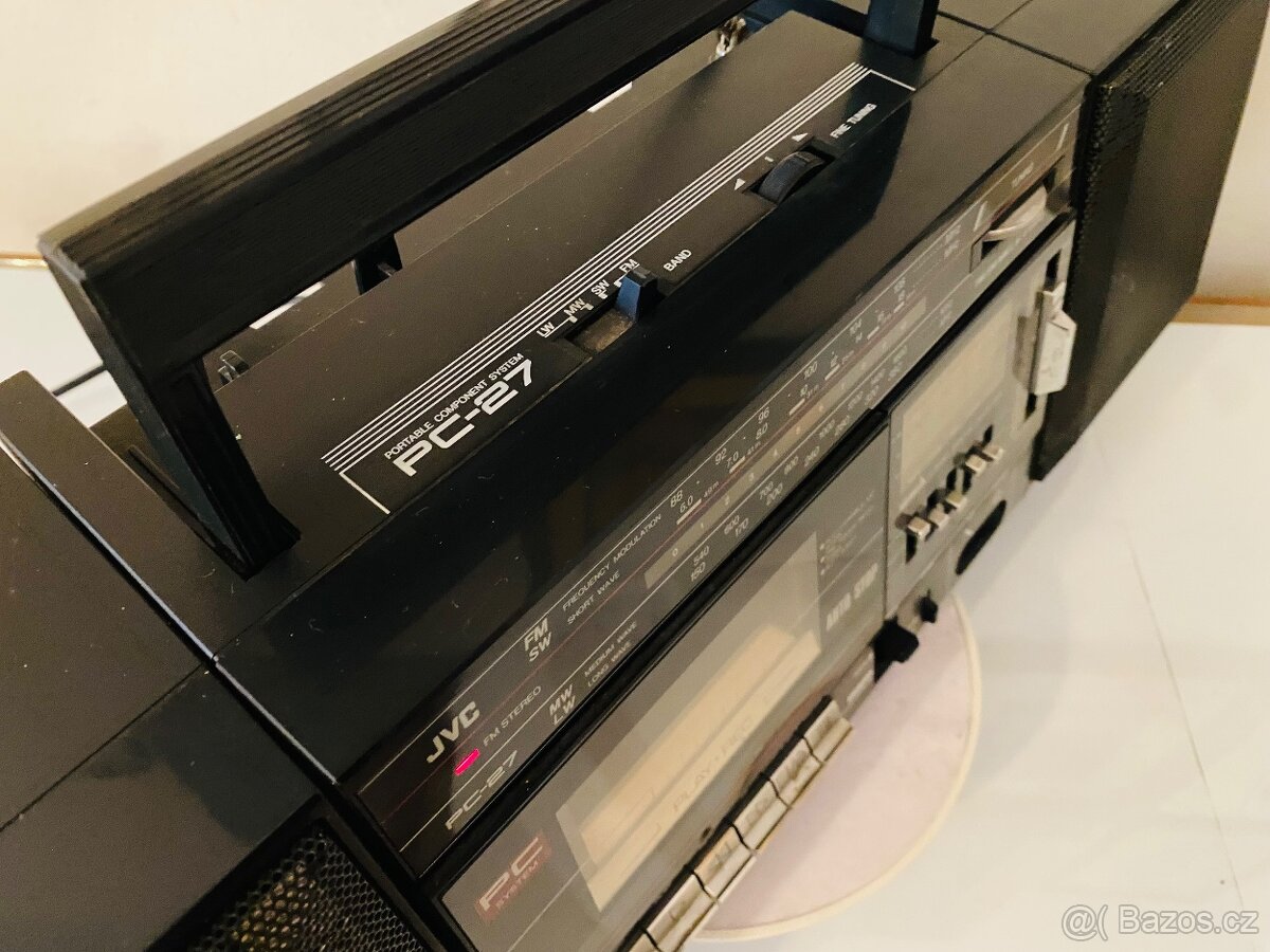 Radiomagnetofon JVC PC 27, rok 1987 - 12