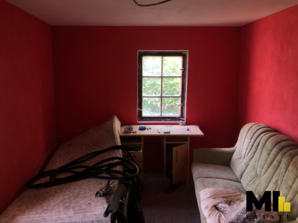 Prodej rodinného domu o velikosti 265 m2 na pozemku o veliko - 12