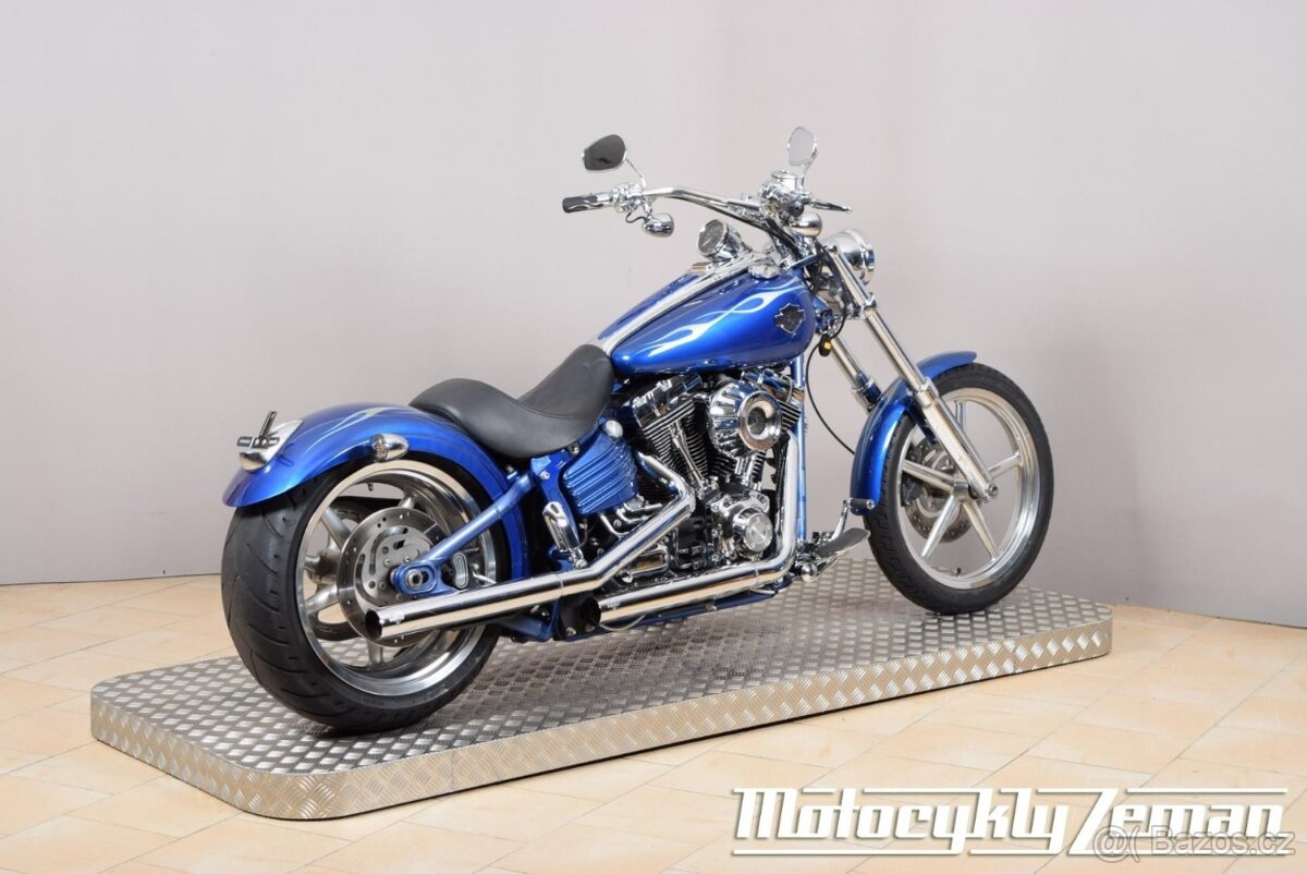 Harley-Davidson FXCWC Softail Rocker C 2010 - 12