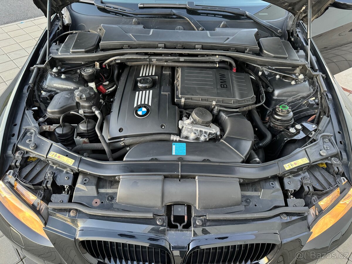 BMW E92 335i Manuál - 12