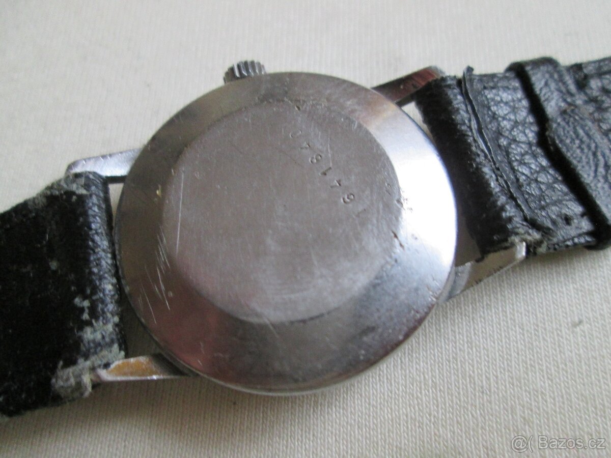 STAR.HODINKY -NEJDOUCÍ - 12